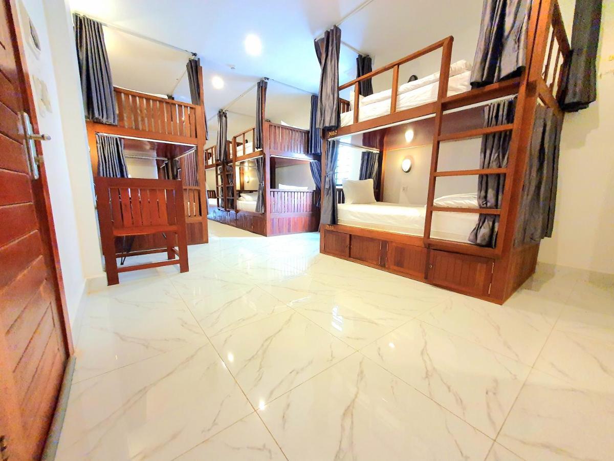 Darling Pub Hostel Siem Reap Exterior foto